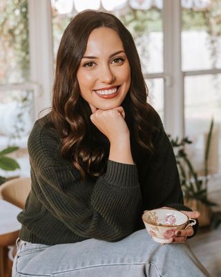 Photo of Ashton Harris, Registered Clinical Social Worker Intern, RCSWI