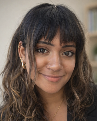 Photo of Sinthia Sarathy, Pre-Licensed Professional, LSW