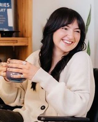 Photo of Cassidy Davidson, Registered Provisional Psychologist, MACP