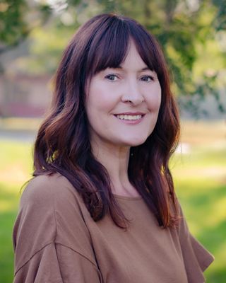 Photo of Sharee Fox, Counselor, MA, LLPC, CGRS