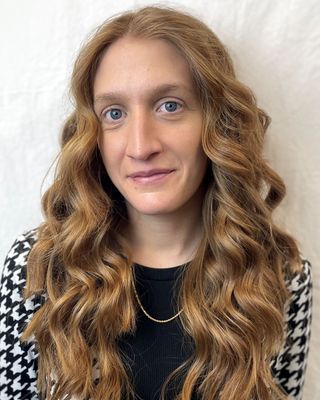 Photo of Lisa Gorton, Pre-Licensed Professional in Rockville Centre, NY