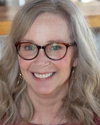 Photo of Julie Schilling, Clinical Social Work/Therapist