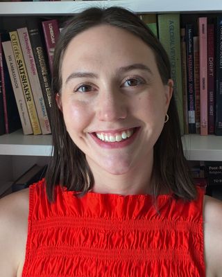 Photo of Lauren Hampton, Social Worker, CSW, MSW, MA