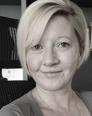 Photo of Kenly Brozman, Clinical Social Work/Therapist