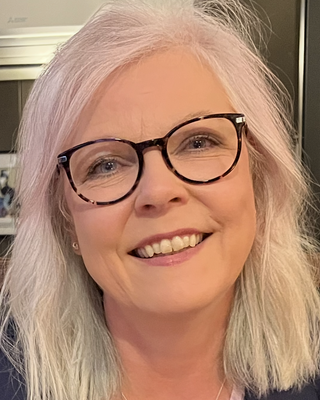 Photo of Arlene Gray, Psychotherapist, MIACP
