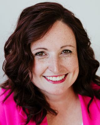 Photo of Erin Rowlson, Marriage & Family Therapist, LMFT