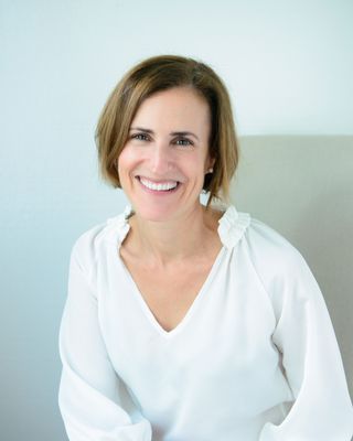 Photo of Arian S. Elfant, Psychologist in New Orleans, LA