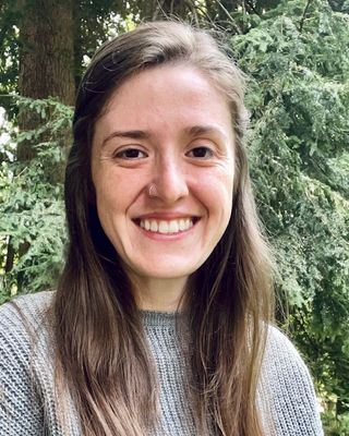 Photo of Ellie Lucas, Clinical Social Work/Therapist, MA, LICSW