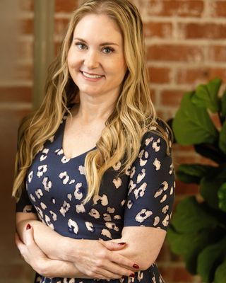 Photo of Melinda O'Neil, Associate Professional Clinical Counselor, MA, APCC