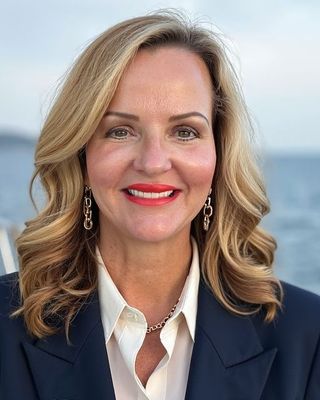 Photo of Noreen Marsland, Psychologist, PsyD, MPA, MSW