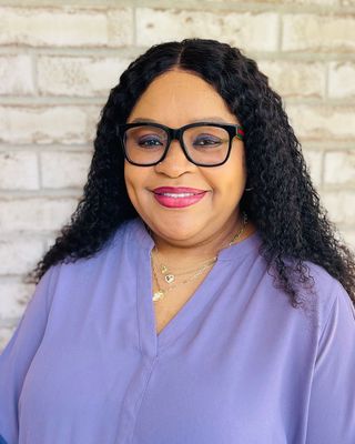 Photo of Lillian Ubezonu, Clinical Social Work/Therapist, MSW, LCSW