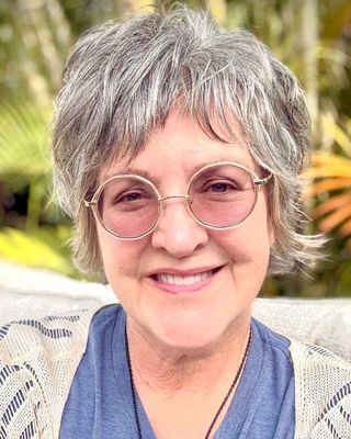 Photo of Kat Bernhoft, Clinical Social Work/Therapist, MSW, LICSW