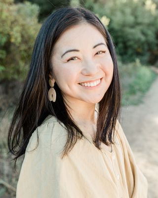 Photo of Marie Miao, Clinical Social Work/Therapist, LCSW, DipACLM