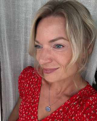 Photo of Laura Lockwood, Registered Social Worker, BSW, MSW, RSW