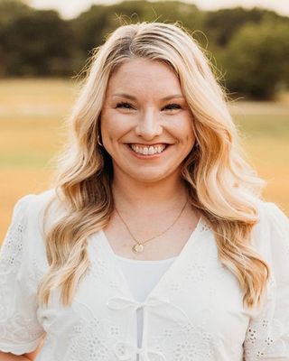 Photo of Loren Hill, Pre-Licensed Professional