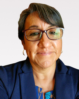 Photo of Esther Castillo, Marriage & Family Therapist, LMFT