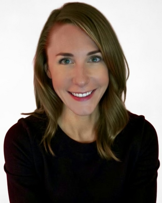 Photo of Erin Schuster, Clinical Social Work/Therapist, LCSW