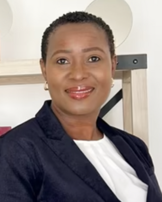 Photo of Obianuju Makinde-Agu, Psychiatric Nurse Practitioner, PMHNP