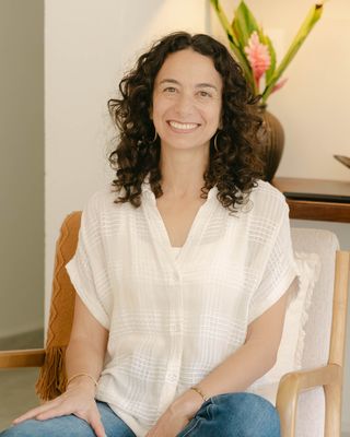 Photo of Alexis Lowenstein, Marriage & Family Therapist, MA, LMFT