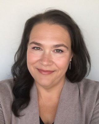 Photo of Maggie Austin, Psychiatric Nurse Practitioner, PMHNP, FNP