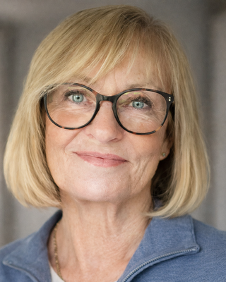 Photo of Jane Archdeacon, Counsellor, MA, MBACP Accred