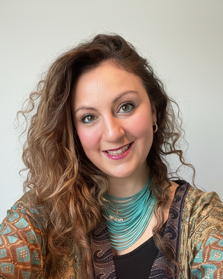 Photo of Alisa Joy Goldstein - Messy Therapy with Alisa, Counsellor, MA, MBACP
