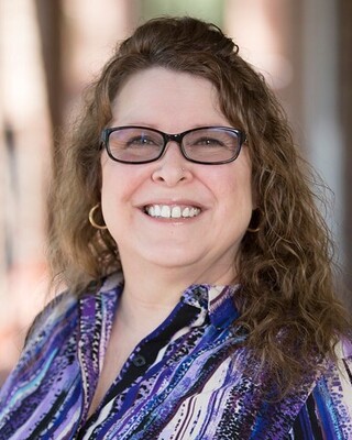 Photo of Tami Fuller, Licensed Professional Counselor in Tucson, AZ