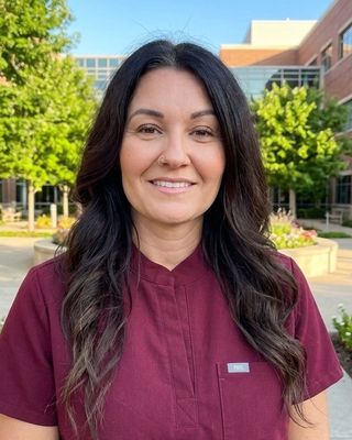 Photo of Heather Simons, Psychiatric Nurse Practitioner