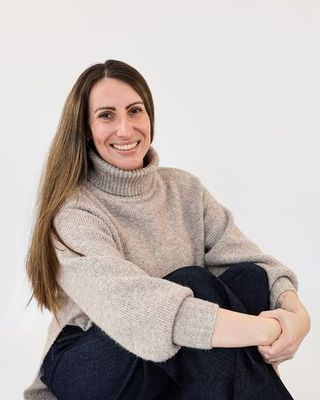 Photo of Danielle Lenarduzzi, Registered Psychotherapist, MACP