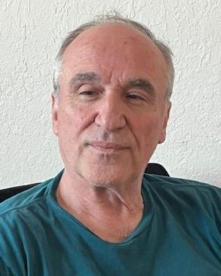 Photo of Dan Jovanovic - https://care.headway.co/providers/dan-jovanovic?ut, Psychologist, PsyD