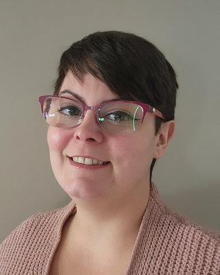 Photo of Christine Bell, Art Therapist, LCAT