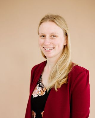 Photo of Laura Carroll, Registered Psychotherapist, MMT, RP, MTA