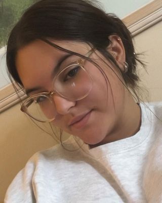 Photo of Alexis Holt, Pre-Licensed Professional