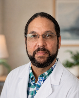 Photo of Christopher Robinson, Psychiatric Nurse Practitioner, RN, PMHNP, FNP