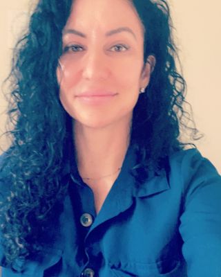 Photo of Tina Steen, Psychiatric Nurse Practitioner