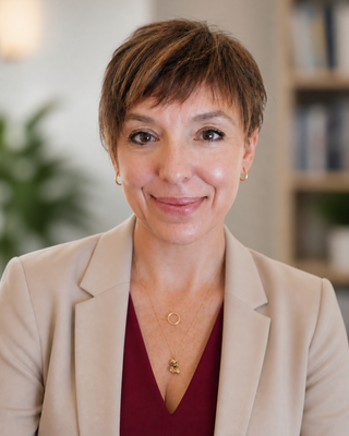 Photo of Zoe Veronica Southcott, Counsellor, MA, MNCPS Acc.