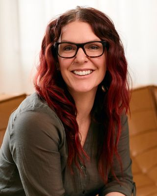 Photo of Melissa Milligan - Melissa Milligan I Burnout I Healthcare Workers, Counsellor, MACP, CCC, RN