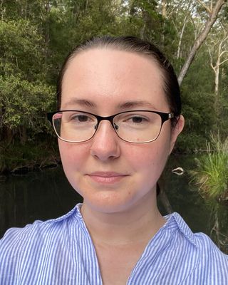 Photo of Dr Emma Brownlow, Psychotherapist, MBBS