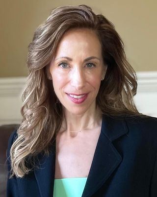 Photo of Lisa Marie Petrongelli - Lisa Marie Petrongelli, PsyD, MSN, APRN-BC, FPA, CCTP