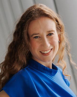Photo of Alexandra Tarr, Psychotherapist, MBACP