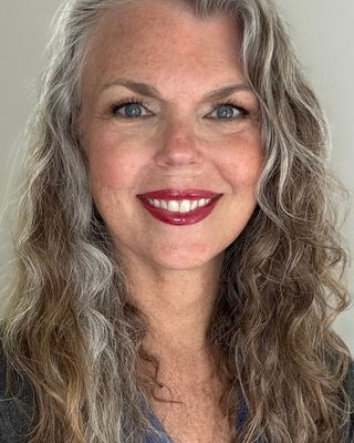Photo of Susanne Binford, Clinical Social Work/Therapist, DSW, LCSW