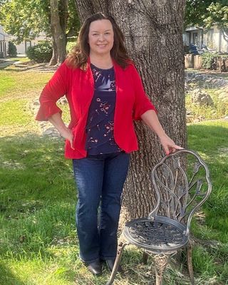 Photo of Cindy Claxton L Claxton, Clinical Social Work/Therapist, LSCSW, LCAC, KCGC-I, LCSW