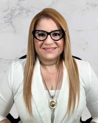 Photo of Luris Coll Rivera, Clinical Social Work/Therapist, LCSW