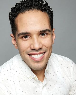 Photo of Sebastino Aviles, Clinical Social Work/Therapist in Chicago, IL