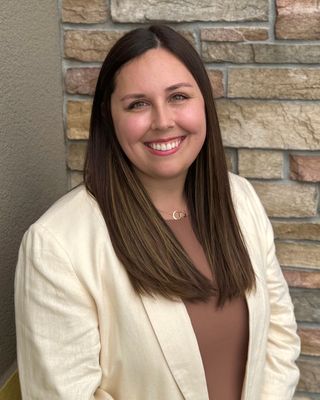 Photo of Nicole Teske, Psychologist, PsyD, LP, CSOTP