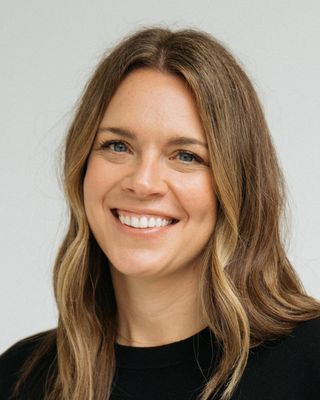 Photo of Lauren Dobbs, Psychologist, PhD