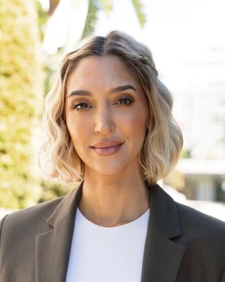 Photo of Kirstie Amores, Marriage & Family Therapist Associate, AMFT