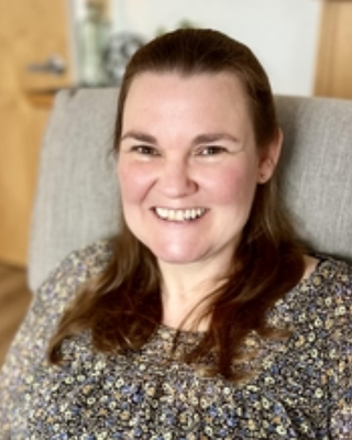 Photo of Juniper Hobson, Marriage & Family Therapist, LMFT