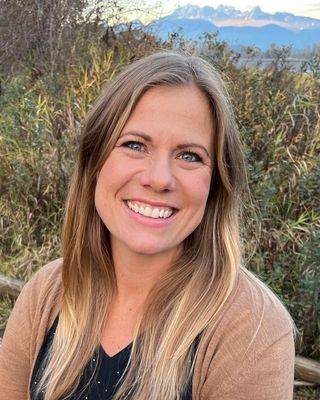 Photo of Marlae Vermeer, Registered Social Worker, MSW, RSW, RCC