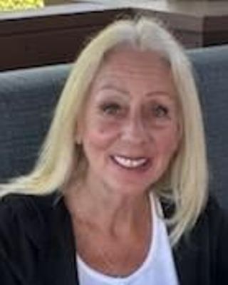 Photo of Beth Abesamis, Marriage & Family Therapist, LMFT, MBA